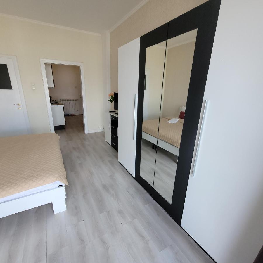 Anastasia Bratianu Apart 24B Beautiful View Self Check From 2 Pm Boekarest Buitenkant foto