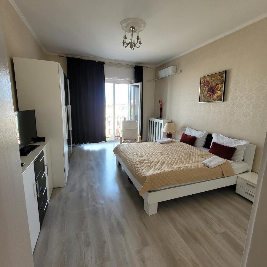 Anastasia Bratianu Apart 24B Beautiful View Self Check From 2 Pm Boekarest Buitenkant foto